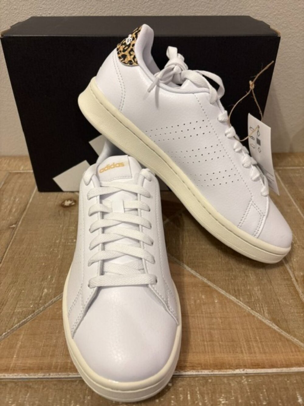 NEW Adidas Advantage Sneakers Cloud White White Tint Women Multiple Sizes
